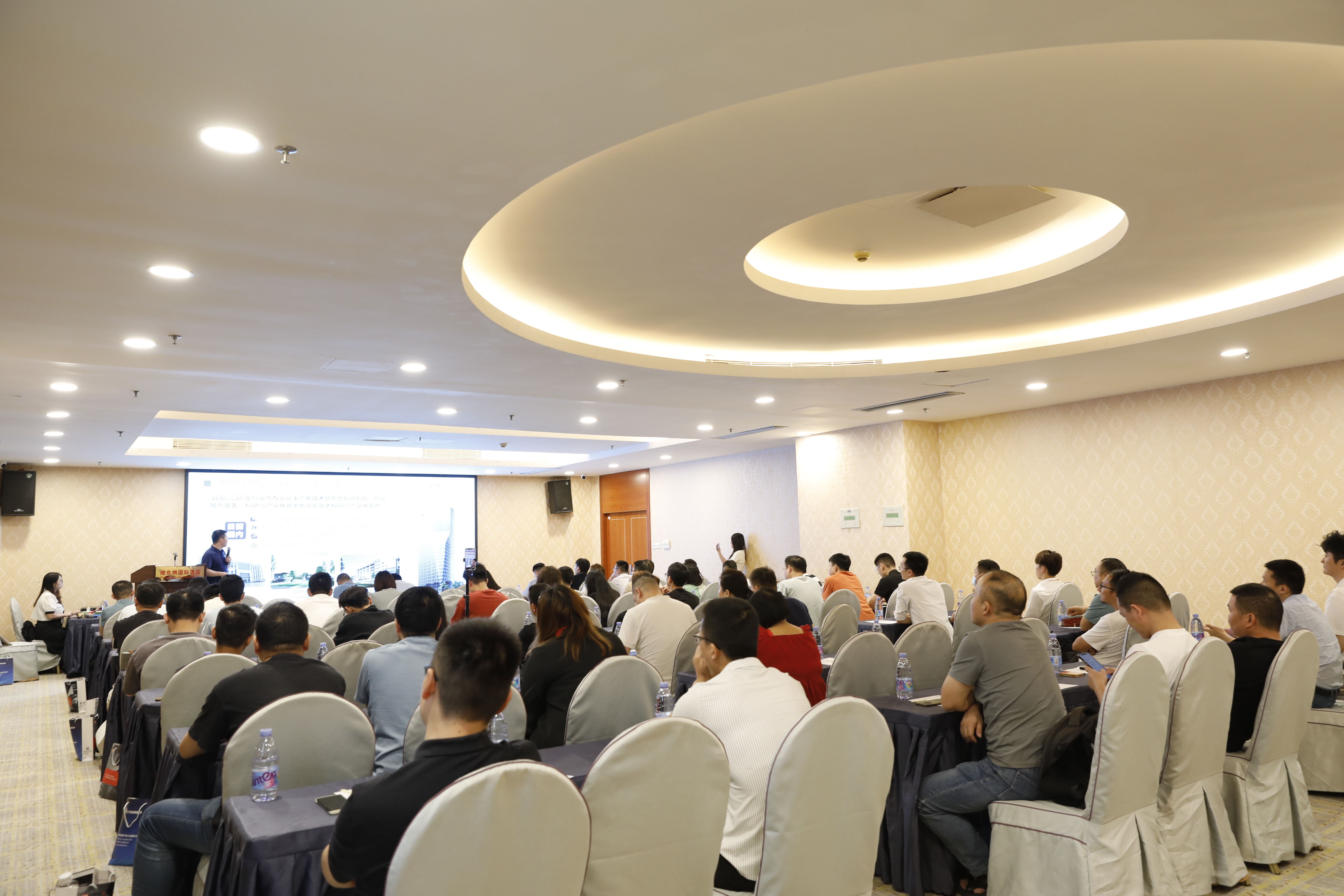 _P2A4400_看图王.jpg _P2A4400_看图王.jpg