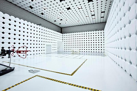 1762498675469993.jpg EMC电波暗室.jpg